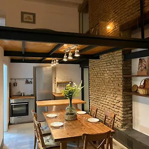 Urban Center Matahacas Apartamento Sevilla